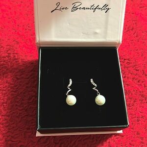 Cate & Chloe Ophelia 18K White Gold Plated Pearl earrings With Gift Box New